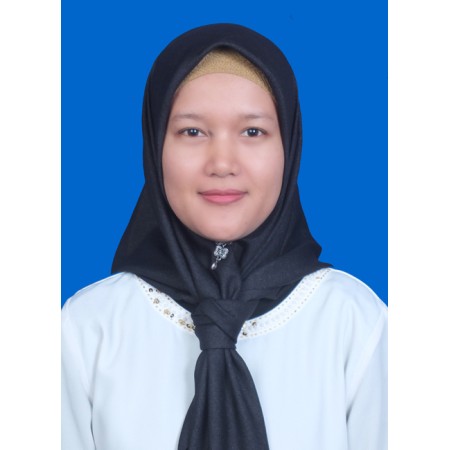 guru plc: Suci Nadia Ramadhani