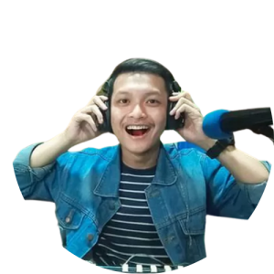 Pengendali Frekuensi Radio Ahli  Pertama